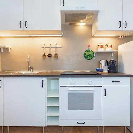 Apartamento Station 10 Minutes Mini Loft 4 Pax Check In H24 *